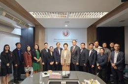 บุคลากรภาควิชาเกษตรกลวิธาน เข้าร่วมประชุมคณะทำงานกลั่นกรองหลักสูตรโรงเรียนนอกระบบ